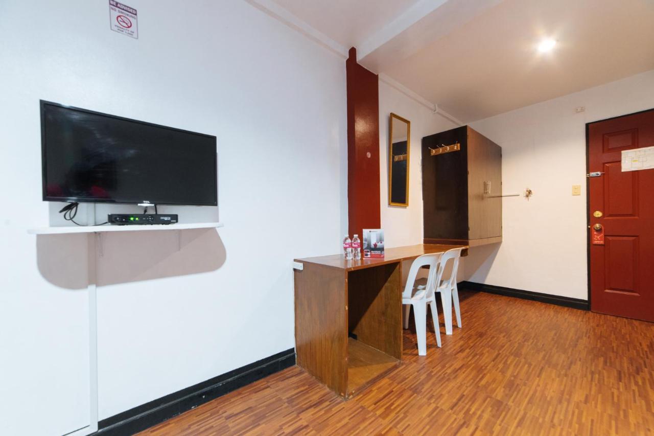 Reddoorz At Nirvana Pension House Bacolod Exterior photo